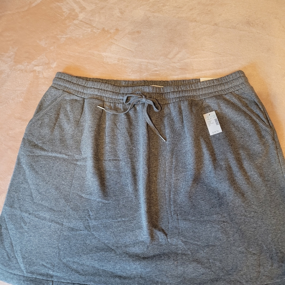 NWT Maurices charcoal gray skirt plus size 2